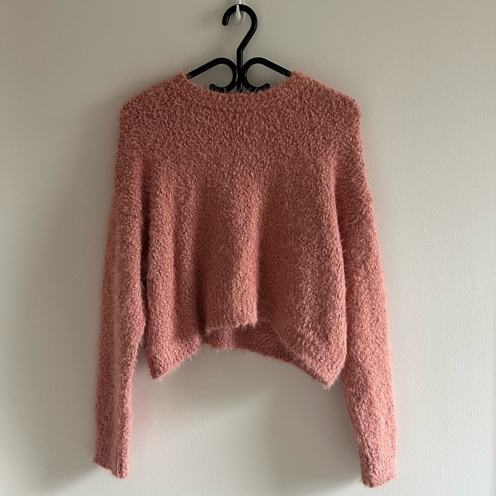 Arizona Jean Company Pink Fuzzy Pullover Cropped Sweater